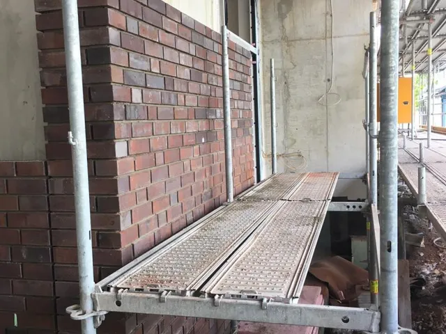 Clinker facade, courthouse